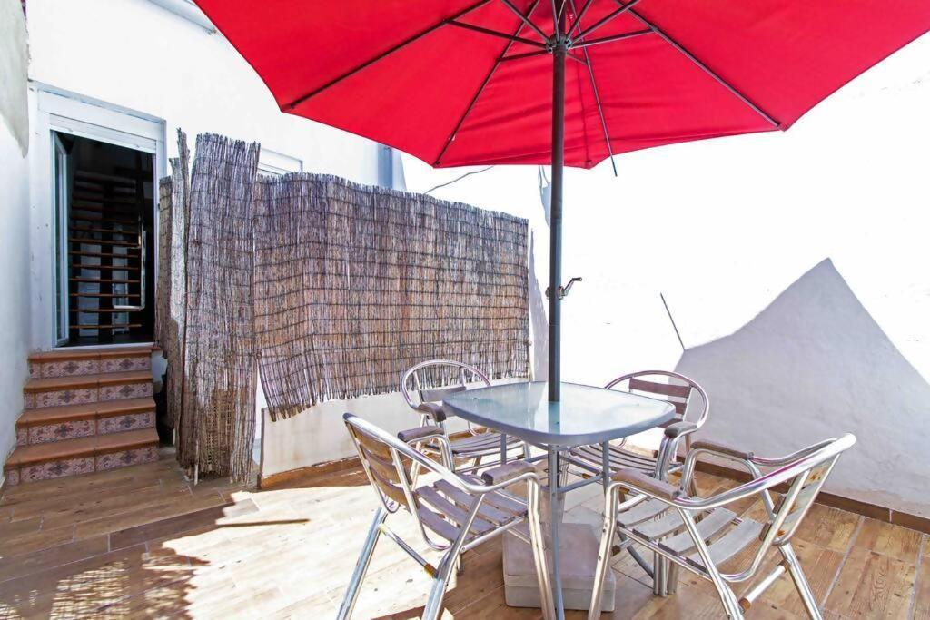 Acogedor Duplex Con Terraza Interior En La Playa Apartman Valencia Kültér fotó
