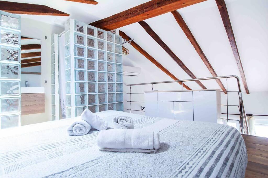 Acogedor Duplex Con Terraza Interior En La Playa Apartman Valencia Kültér fotó